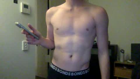aussieblondetwink online show from April 24, 2026, 7:55 am