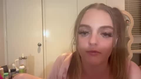 Snapshot of aussiecouple101798558 chatting on October 30, 2025, 4:25 am aussiecouple101798558 online show from October 30, 2025, 4:25 am