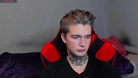 Snapshot of austen_milker chatting on January 31, 2025, 10:31 pm Austen online show from January 31, 2025, 10:31 pm