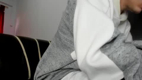 Snapshot of austin1119a chatting on January 7, 2025, 8:42 pm austin1119a online show from January 7, 2025, 8:42 pm