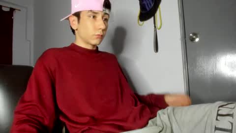 Snapshot of austin1119a chatting on January 9, 2025, 2:11 am austin1119a online show from January 9, 2025, 2:11 am