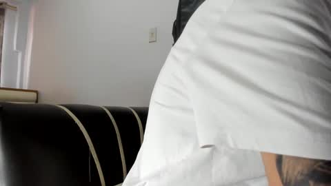 Snapshot of austin1119a chatting on September 9, 2025, 6:18 pm austin1119a online show from September 9, 2025, 6:18 pm