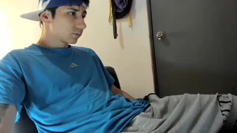 Snapshot of austin1119a chatting on November 11, 2025, 5:35 pm austin1119a online show from November 11, 2025, 5:35 pm