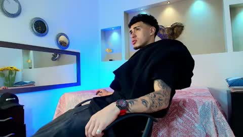 Snapshot of austin_collinss chatting on December 24, 2024, 3:38 am AUSTIN online show from December 24, 2024, 3:38 am