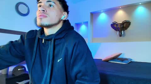 Snapshot of austin_collinss chatting on January 5, 2025, 2:49 am AUSTIN online show from January 5, 2025, 2:49 am