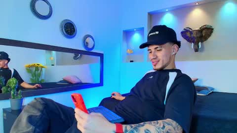 Snapshot of austin_collinss chatting on January 5, 2025, 5:51 am AUSTIN online show from January 5, 2025, 5:51 am