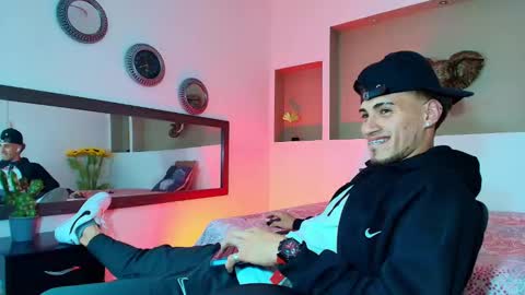 Snapshot of austin_collinss chatting on January 10, 2025, 8:29 am AUSTIN online show from January 10, 2025, 8:29 am