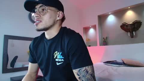 Snapshot of austin_collinss chatting on January 15, 2025, 7:26 am AUSTIN online show from January 15, 2025, 7:26 am