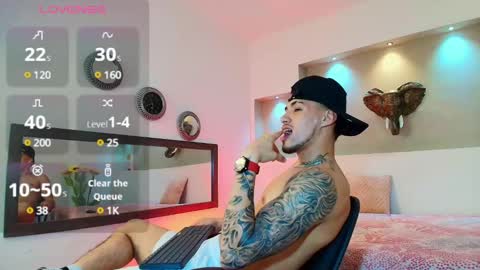 Snapshot of austin_collinss chatting on January 22, 2025, 5:48 am AUSTIN online show from January 22, 2025, 5:48 am