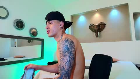 Snapshot of austin_collinss chatting on January 30, 2025, 8:11 am AUSTIN online show from January 30, 2025, 8:11 am