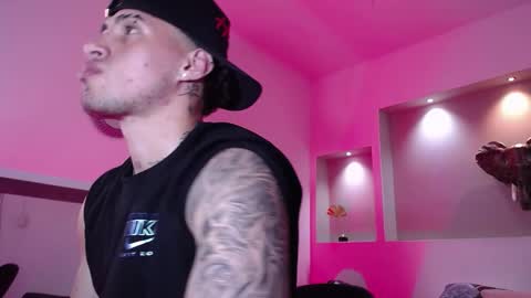 Snapshot of austin_collinss chatting on February 5, 2025, 5:09 am AUSTIN online show from February 5, 2025, 5:09 am