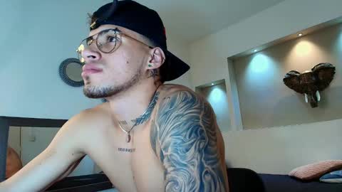 Snapshot of austin_collinss chatting on February 12, 2025, 7:44 am AUSTIN online show from February 12, 2025, 7:44 am