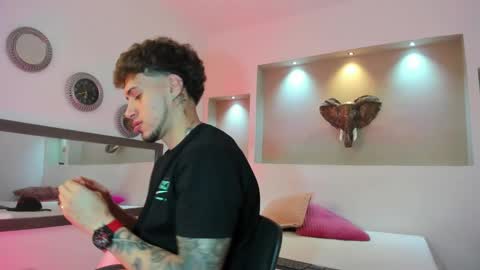 Snapshot of austin_collinss chatting on February 24, 2025, 11:54 am AUSTIN online show from February 24, 2025, 11:54 am