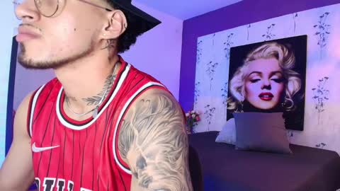 Snapshot of austin_collinss chatting on March 9, 2025, 6:39 am AUSTIN online show from March 9, 2025, 6:39 am