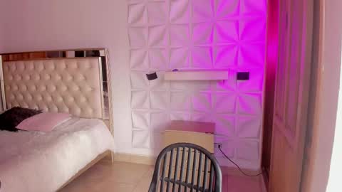 austin_rouse online show from December 14, 2025, 7:40 pm