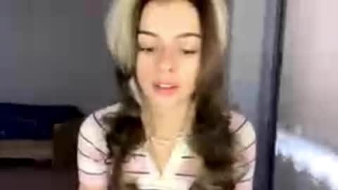 Snapshot of austinmehling chatting on November 16, 2025, 7:03 am Nika online show from November 16, 2025, 7:03 am