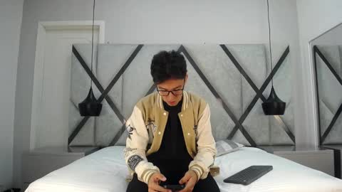 Snapshot of austinreeds chatting on October 15, 2025, 11:54 am austinreeds online show from October 15, 2025, 11:54 am