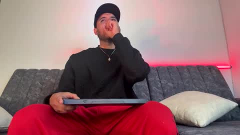 AustinTorres  online show from March 27, 2026, 1:44 am