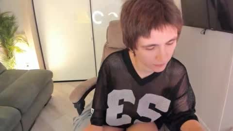 Snapshot of autumnwhisper_ chatting on February 6, 2026, 9:07 pm Alice online show from February 6, 2026, 9:07 pm