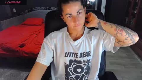 Ava online show from October 13, 2025, 11:54 am