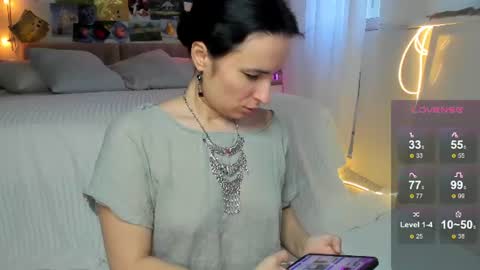 Snapshot of ava_athena chatting on June 20, 2026, 5:21 am Ava online show from June 20, 2026, 5:21 am