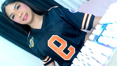 Ava online show from November 13, 2025, 6:23 am