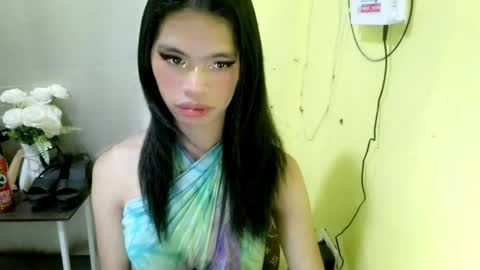 Snapshot of avacadaxcx chatting on November 8, 2025, 1:06 am avacadaxcx online show from November 8, 2025, 1:06 am