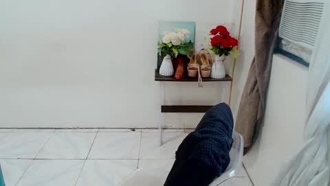 avacadaxcx online show from March 27, 2026, 12:49 am