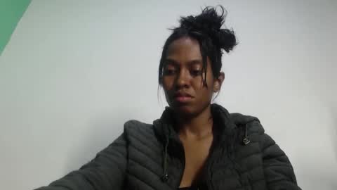 avalericherrycm101 online show from November 5, 2025, 9:48 pm