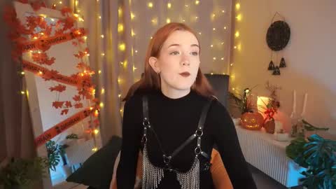 Snapshot of avaryder chatting on October 22, 2025, 1:33 pm Ava online show from October 22, 2025, 1:33 pm