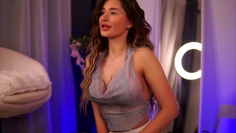 Snapshot of avashay chatting on January 20, 2025, 4:43 am Carina online show from January 20, 2025, 4:43 am