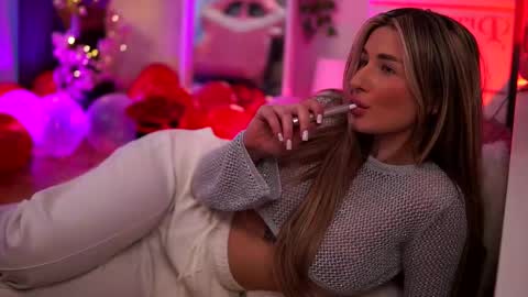 Snapshot of avashay chatting on February 15, 2025, 5:41 am Carina online show from February 15, 2025, 5:41 am