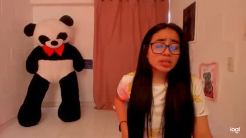 Snapshot of ave_fenix69 chatting on December 8, 2024, 8:15 pm Valery -- online show from December 8, 2024, 8:15 pm