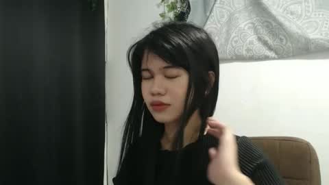 Snapshot of ave_tt chatting on December 14, 2025, 5:18 pm ave_tt online show from December 14, 2025, 5:18 pm