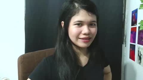 Snapshot of ave_tt chatting on May 3, 2026, 3:51 pm ave_tt online show from May 3, 2026, 3:51 pm