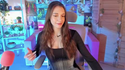 Avie online show from January 13, 2025, 5:55 am