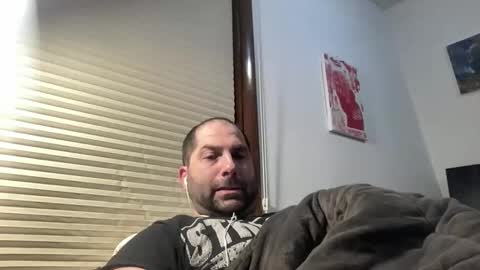 averagejoe345977 online show from February 15, 2026, 8:24 am