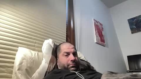 averagejoe345977 online show from March 1, 2026, 8:33 pm