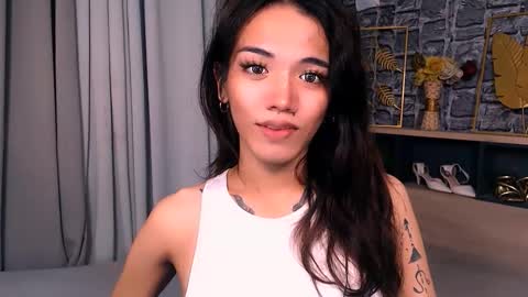 Snapshot of avery_hunt chatting on November 30, 2025, 6:12 pm Avery online show from November 30, 2025, 6:12 pm