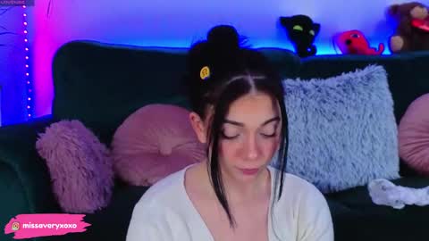 AveryWillow online show from March 20, 2026, 11:53 pm