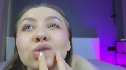 avgustina_love online show from February 1, 2026, 8:13 am