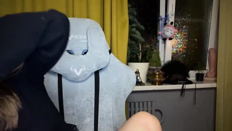 Snapshot of aviva_faith chatting on December 24, 2024, 12:44 am Aviva online show from December 24, 2024, 12:44 am