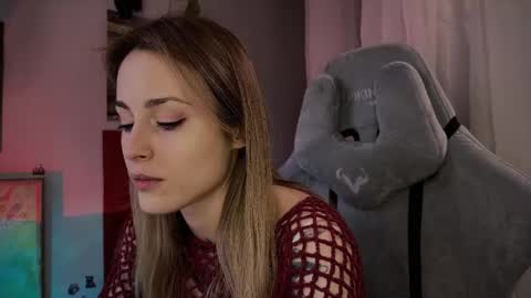 Snapshot of aviva_faith chatting on February 22, 2025, 9:37 pm Aviva online show from February 22, 2025, 9:37 pm