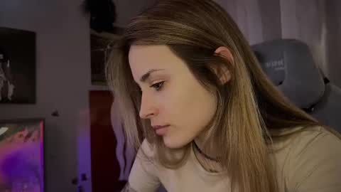 Snapshot of aviva_faith chatting on March 4, 2025, 1:23 am Aviva online show from March 4, 2025, 1:23 am