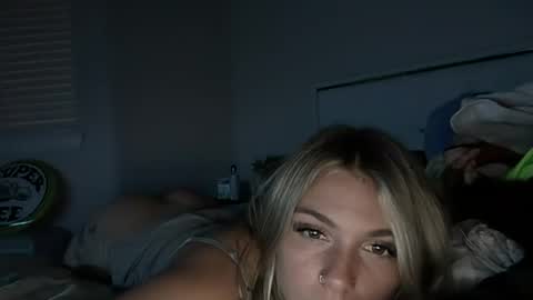 avocadotoocute online show from July 8, 2026, 3:11 am