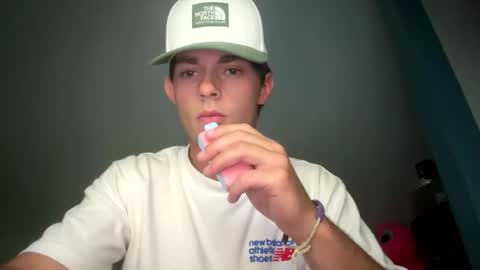 Herjobistables online show from September 21, 2025, 5:53 am