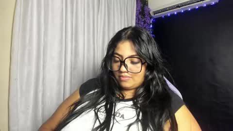 avrilrizox online show from April 17, 2026, 6:05 am