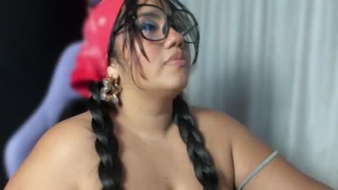 avrilrizox online show from April 22, 2026, 6:05 am