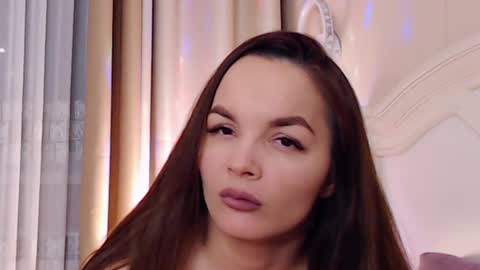 Snapshot of avrora_lew_ chatting on January 31, 2025, 7:18 pm Avrora Inst online show from January 31, 2025, 7:18 pm