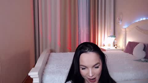 Avrora Inst online show from January 11, 2026, 8:03 pm